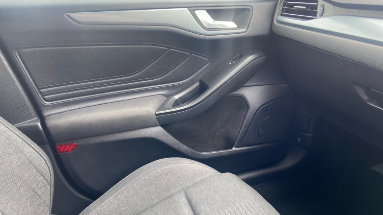 Ford Focus 1.0 EcoBoost 125 Active 5dr Petrol Hatchback